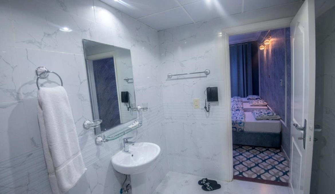 Dreamwhite Hotel Dubai Exteriör bild
